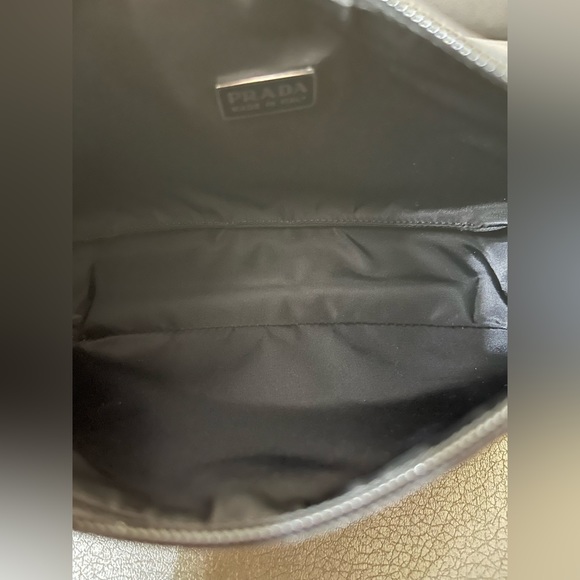‼️sold‼️Prada Nylon Vintage Mini Hobo - Picture 13 of 15